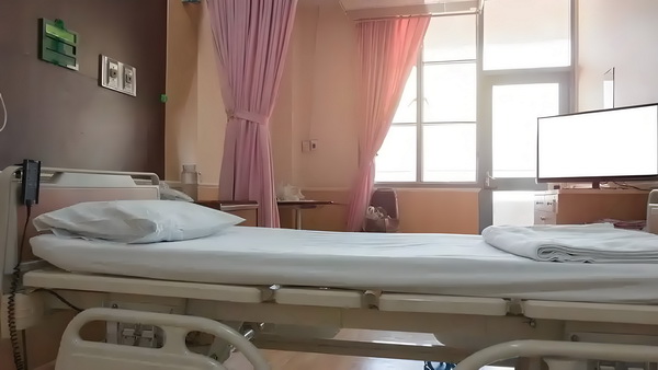 深圳能入户吗_曼城轮换轻取哈镇4200万镑买的“废柴”还是点不着 曼城轮换轻服务时间