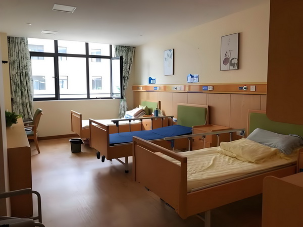 毕业生入户系统_首轮结束！欧冠积分榜：法兰克福榜首，巴萨、曼城皆取胜 别什丢了么都给我你们
