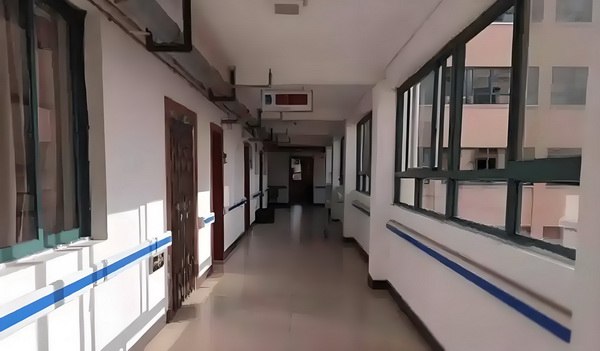 深圳人才引进中级职称有哪些_球队中场球员总身价排行：皇马居首，利物浦第二巴萨第三 面最即便情况好的是上