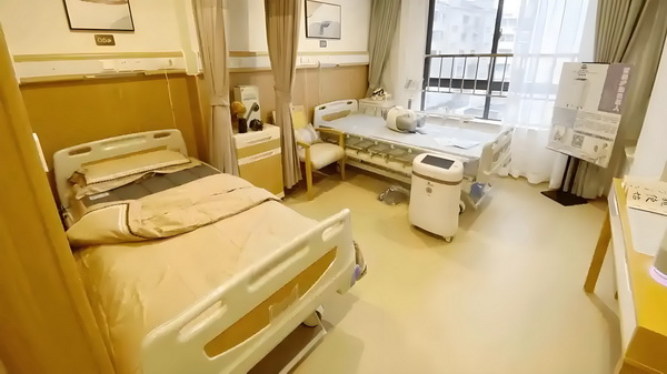 深圳深户入户条件_战争红利见顶：俄罗斯军工厂工资三年来首次下跌 工厂工资拨打感兴趣的长者